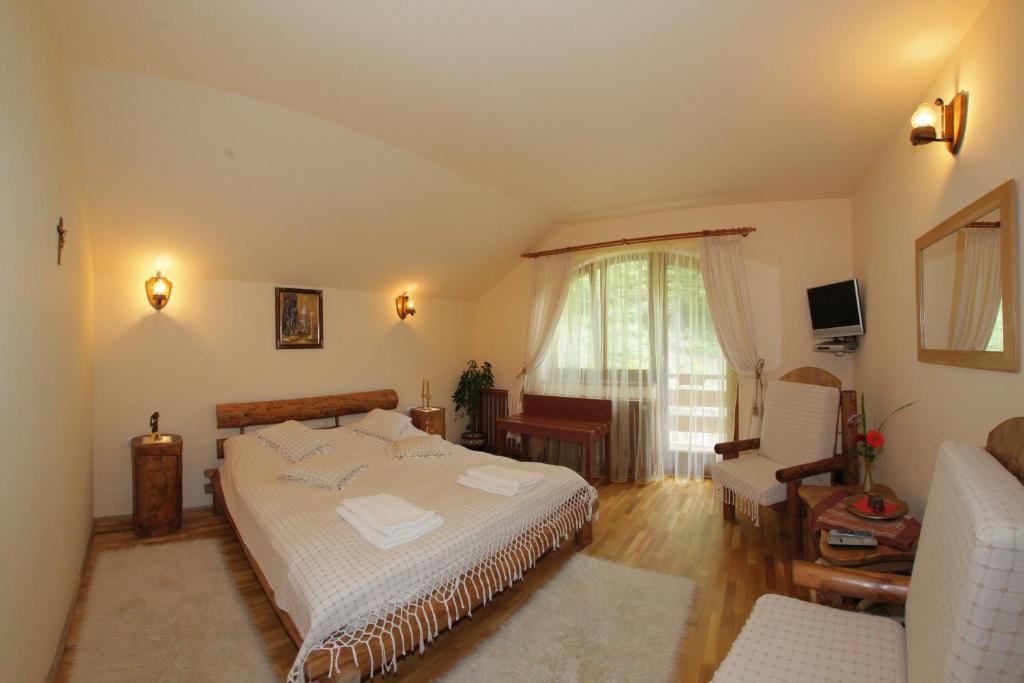 Casa Anca Boutique Hotel Тимишу-де-Жос Экстерьер фото